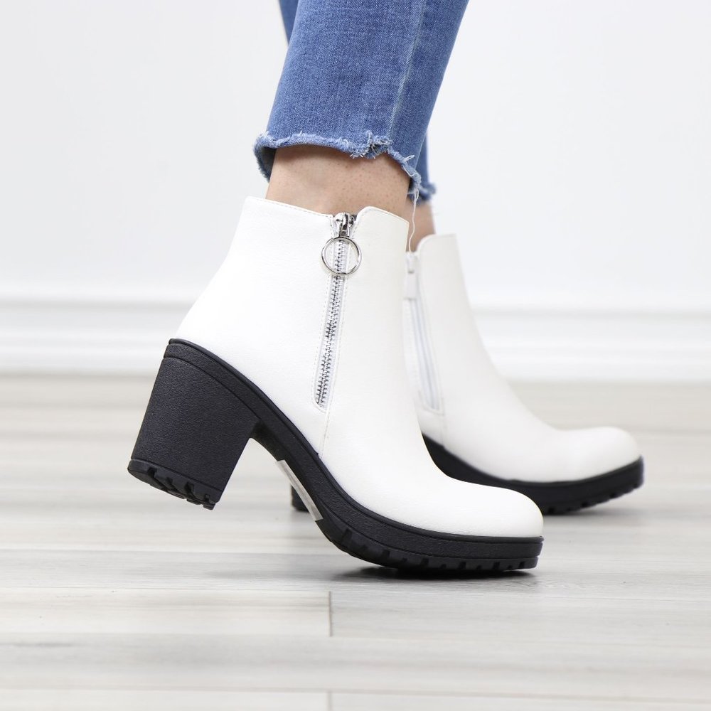 White Synthetic Leather Chunky Lug Block Heel Round Toe Ankle Boots - Picture 5 of 12